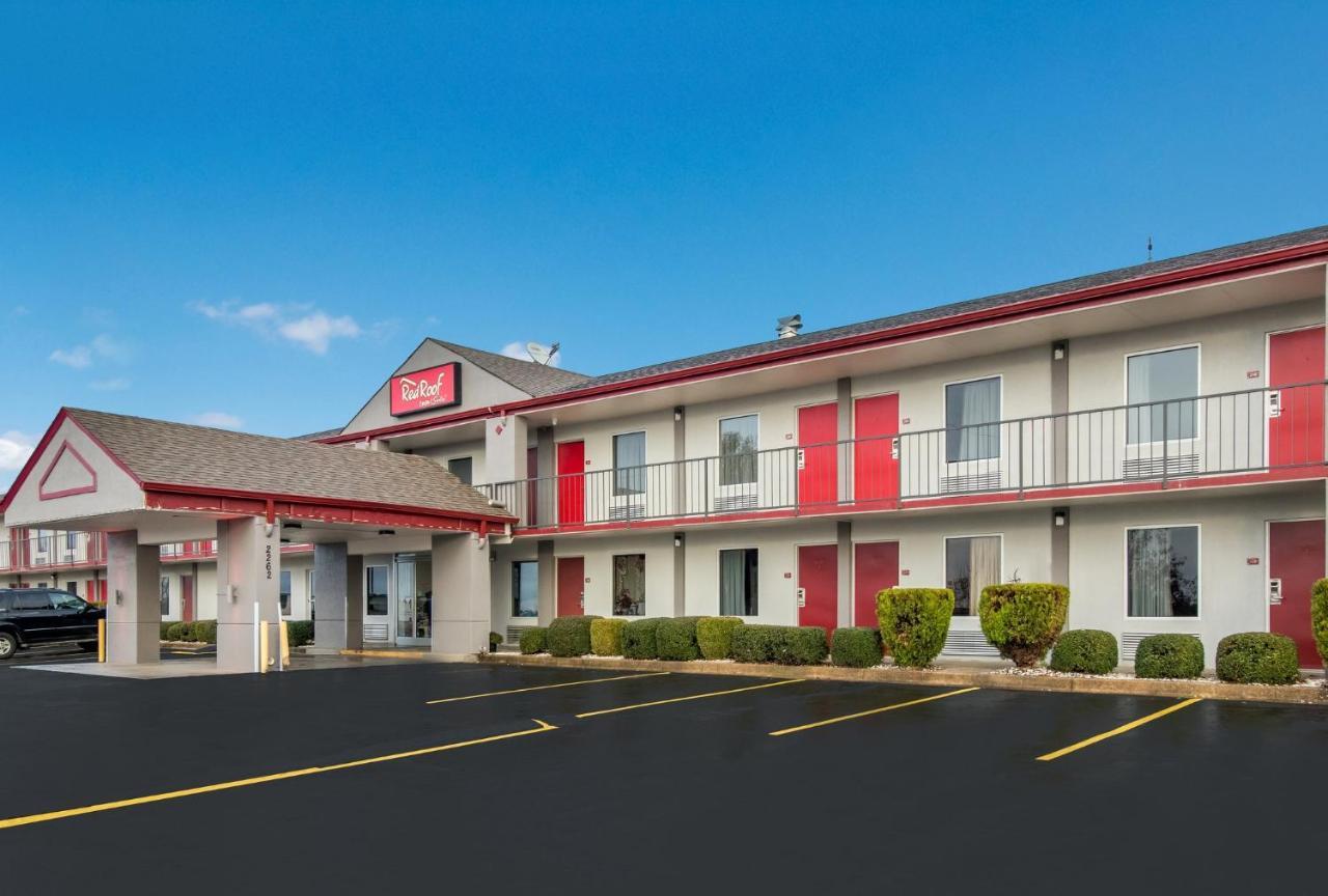 Red Roof Inn & Suites Jackson, Tn Exteriör bild